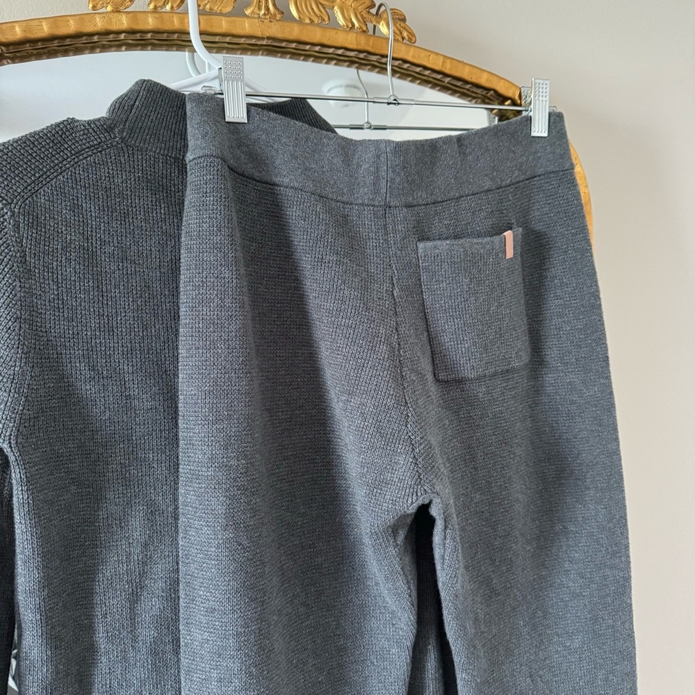 Lunya Gray Women's Sweater Set - Picture 5 of 6